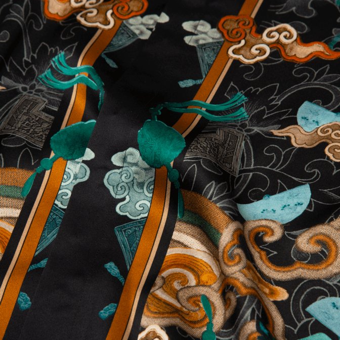 Short-Sleeved Traditional Silk Shirt in Black